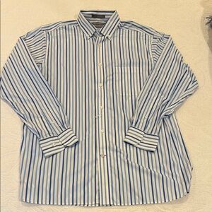 2/$15 Daniel Cremieux Blue and White Striped Dress Shirt